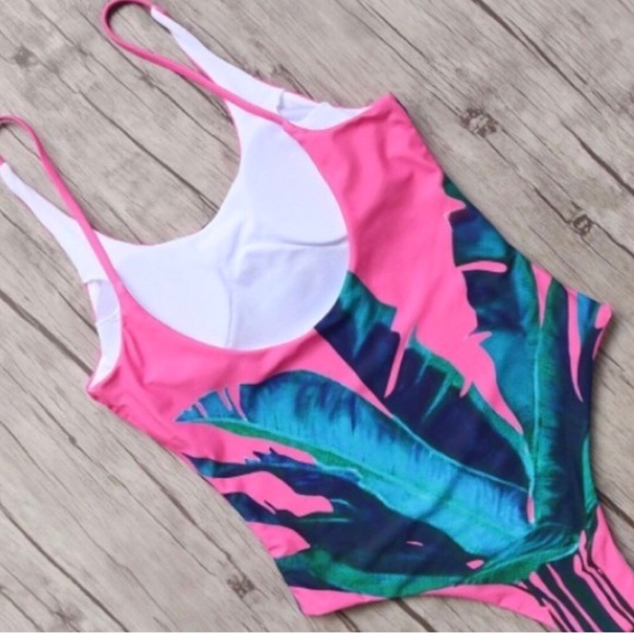 ✨RESTOCKED!✨Hot Pink & Palm Patterned Swimsuit - Picture 4 of 5